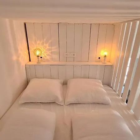 Appartement Beau à 30m De La / Beautiful 30m From The