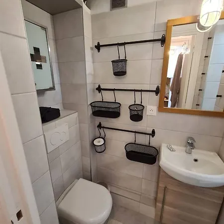 Appartement Beau à 30m De La / Beautiful 30m From The *