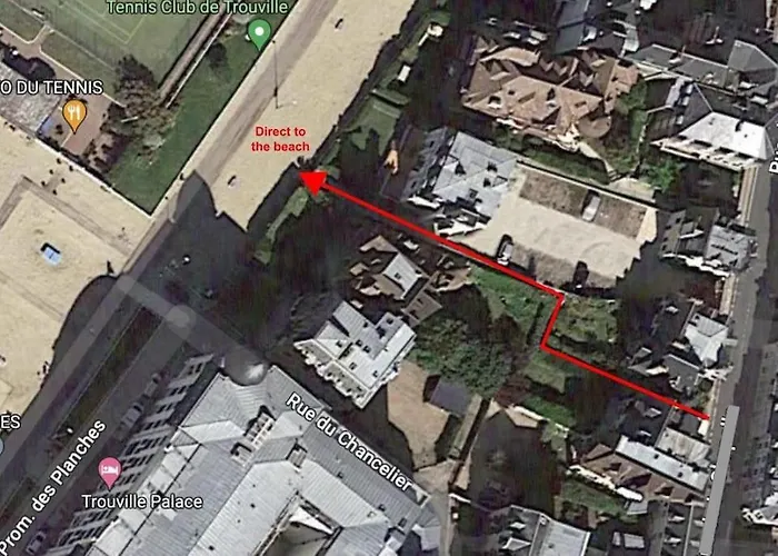 Beau A 30m De La / Beautiful 30m From The Trouville-sur-Mer